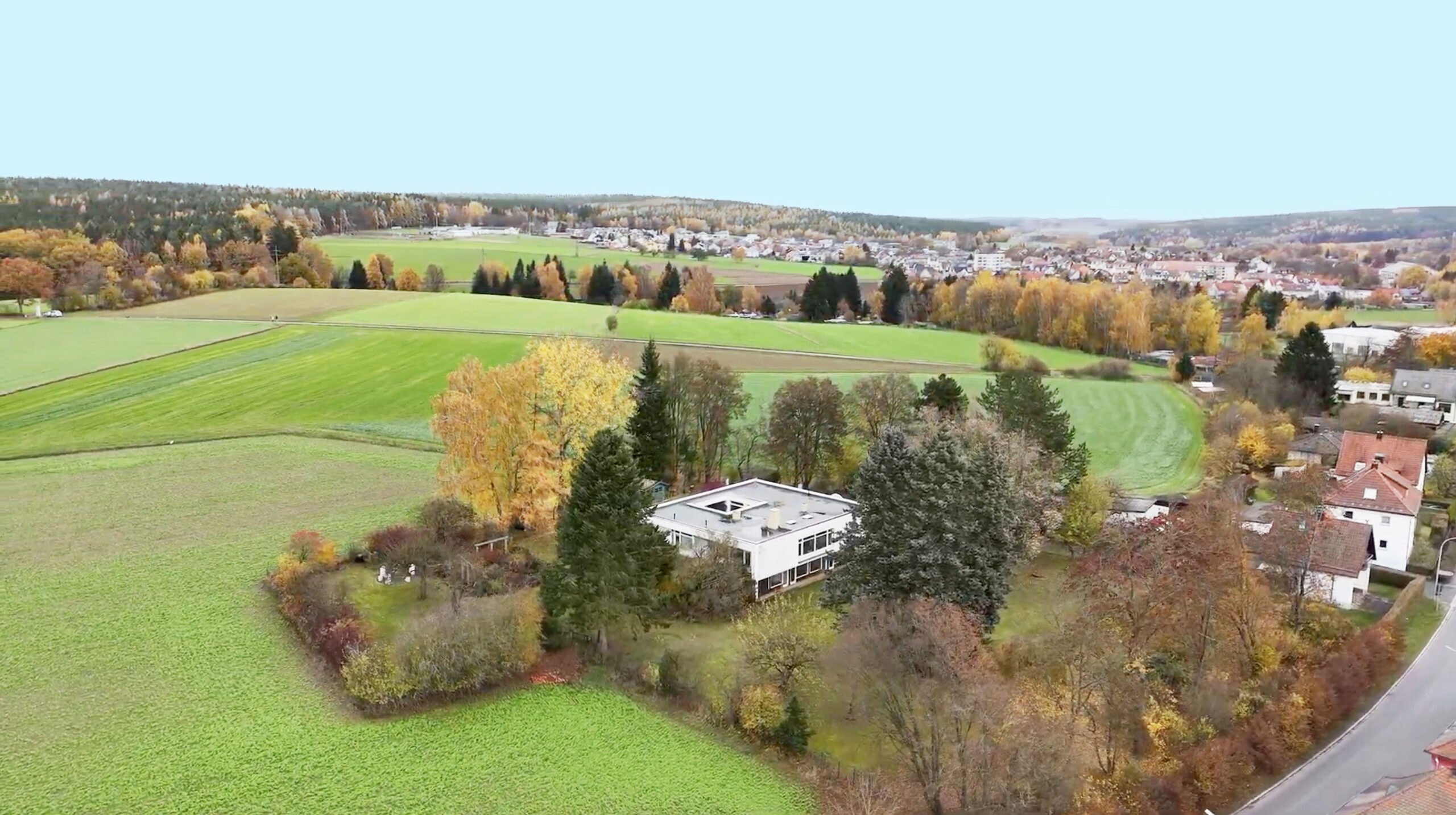 Bungalow mit großem Grundstück