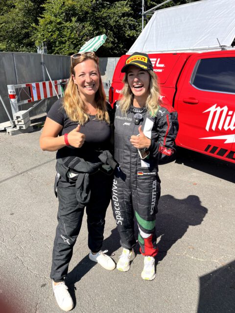 Bald ist wieder DTM am Norisring!
Wer von euch geht auch hin? 

Bild von 2025 mit @jessicarmaniac 😍

#dtmnorisring #dtm2026 #realrabanus #realestate #rabanus